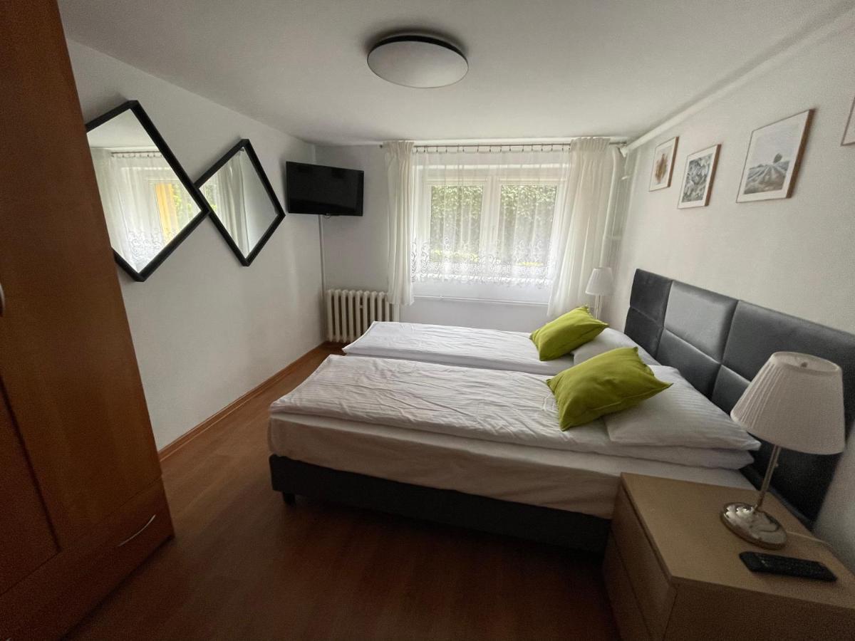 מידזיזדרויה Apartament 2 Sypialnie Z Kuchnia - 200 Metrow Od Morza מראה חיצוני תמונה